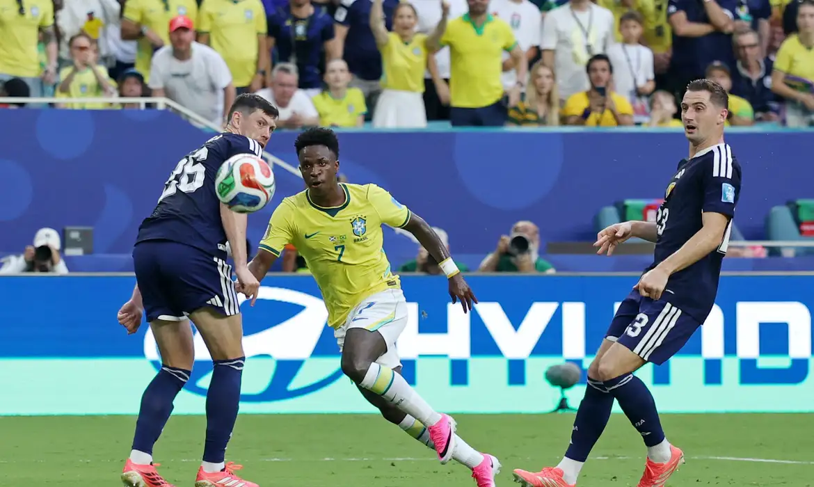 Brasil e Japão se enfrentam hoje no mata-mata; veja jogos da Copa