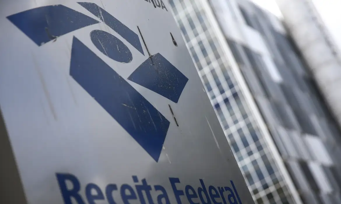 Receita paga nesta quarta lote da malha fina do Imposto de Renda
