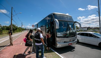 CAMAÇARI: Novos estudantes já podem se cadastrar no transporte universitário